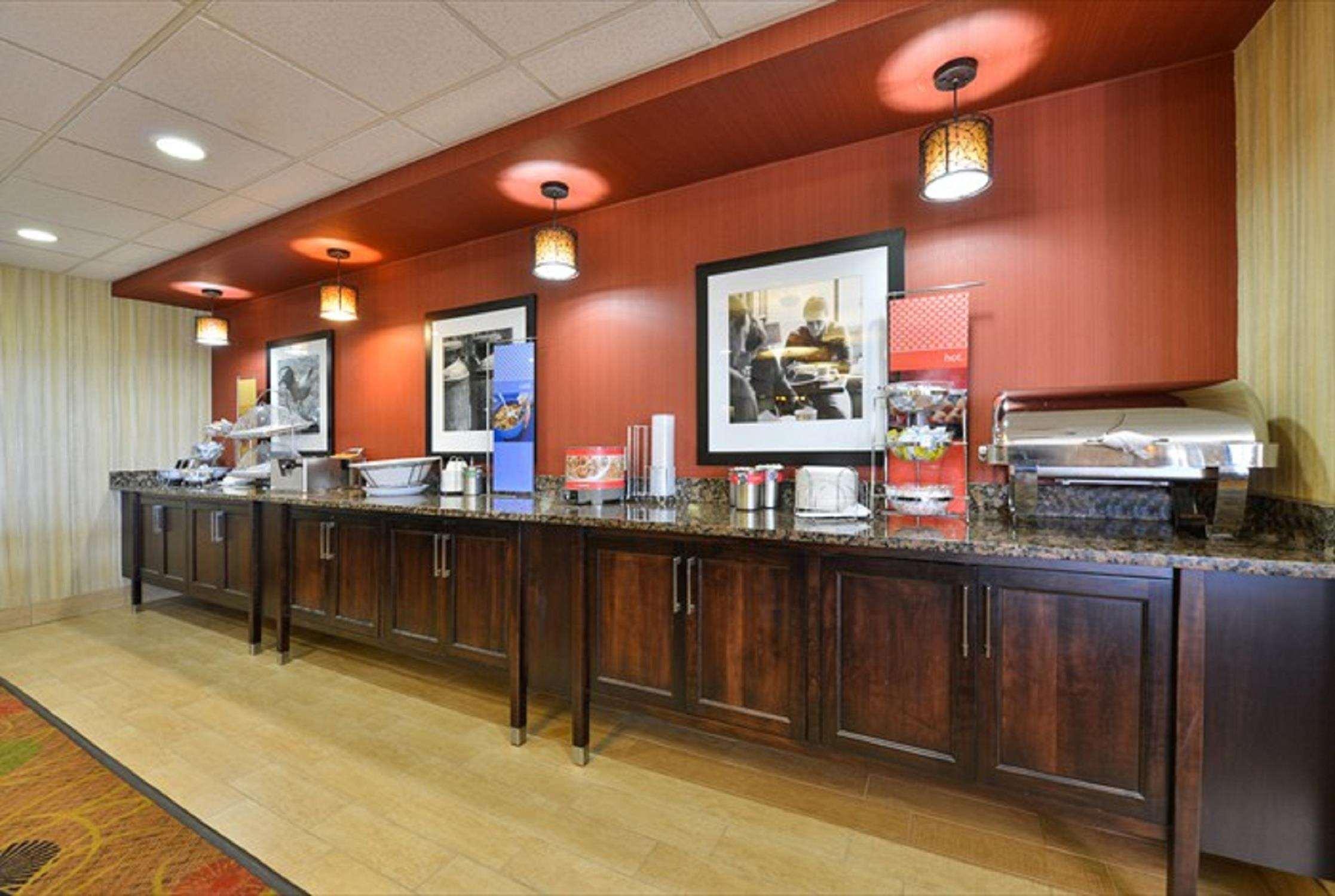 Hampton Inn Sturgis Exterior photo