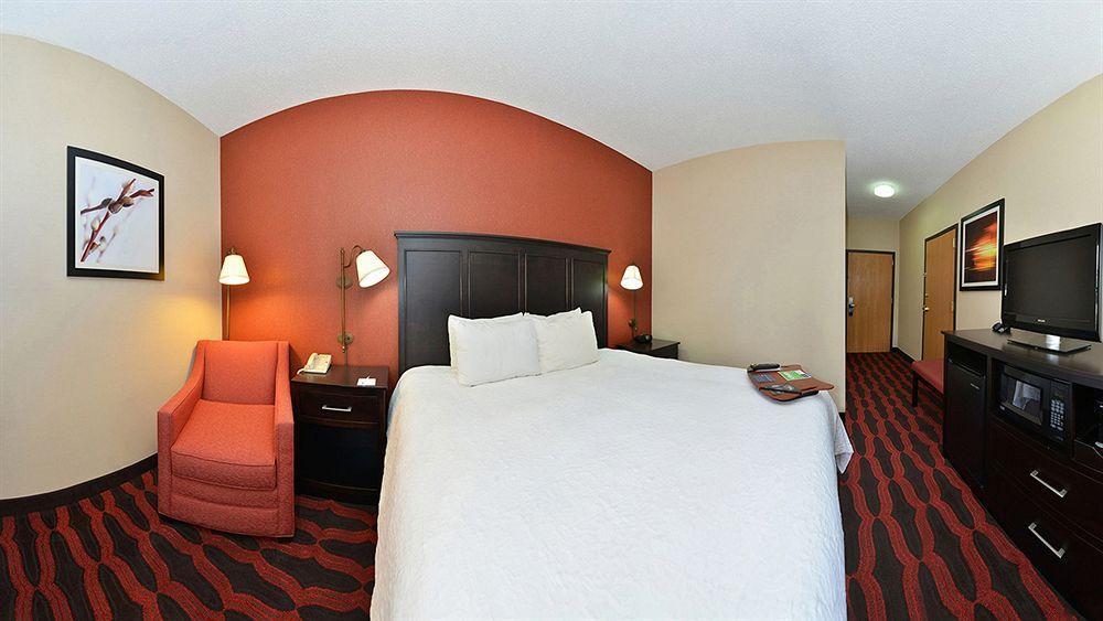 Hampton Inn Sturgis Exterior photo